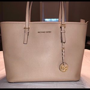 Michael Kors Tote